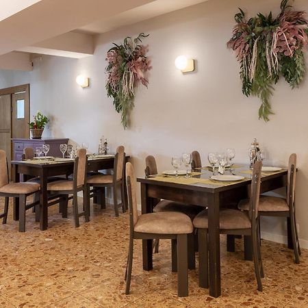 Hotel Hera Предял Экстерьер фото