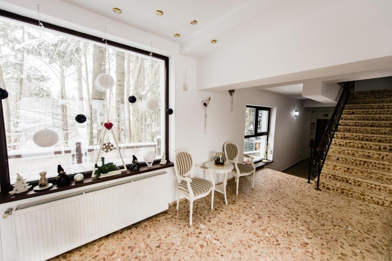 Hotel Hera Предял Экстерьер фото