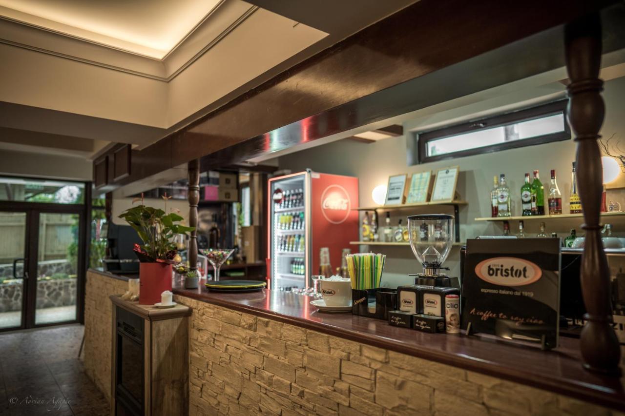 Hotel Hera Предял Экстерьер фото