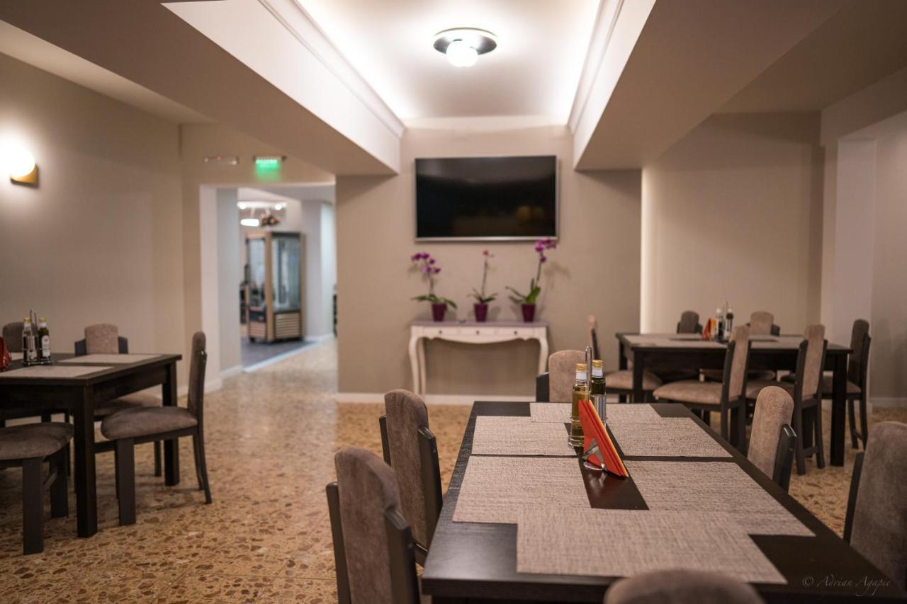 Hotel Hera Предял Экстерьер фото