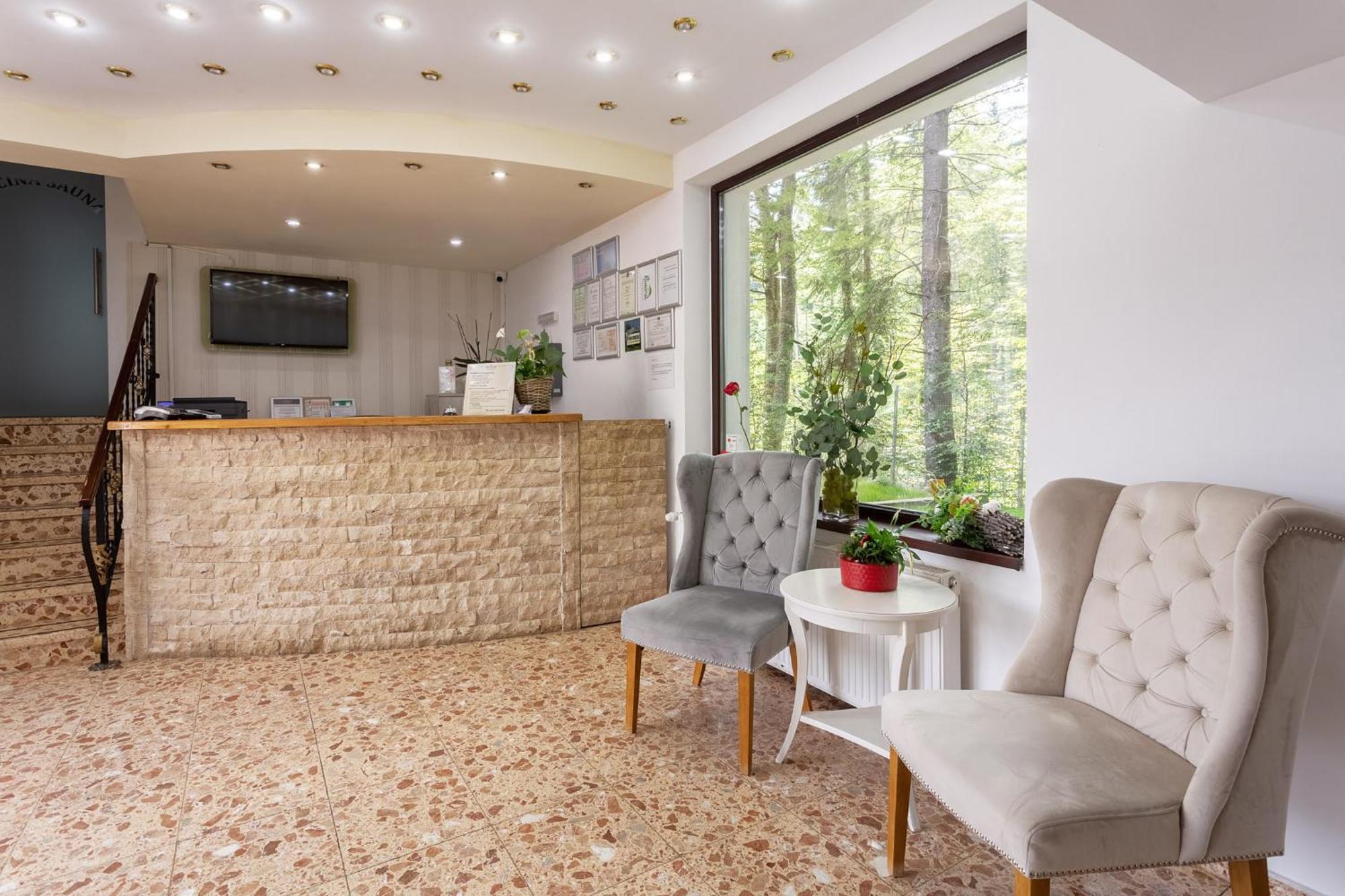 Hotel Hera Предял Экстерьер фото