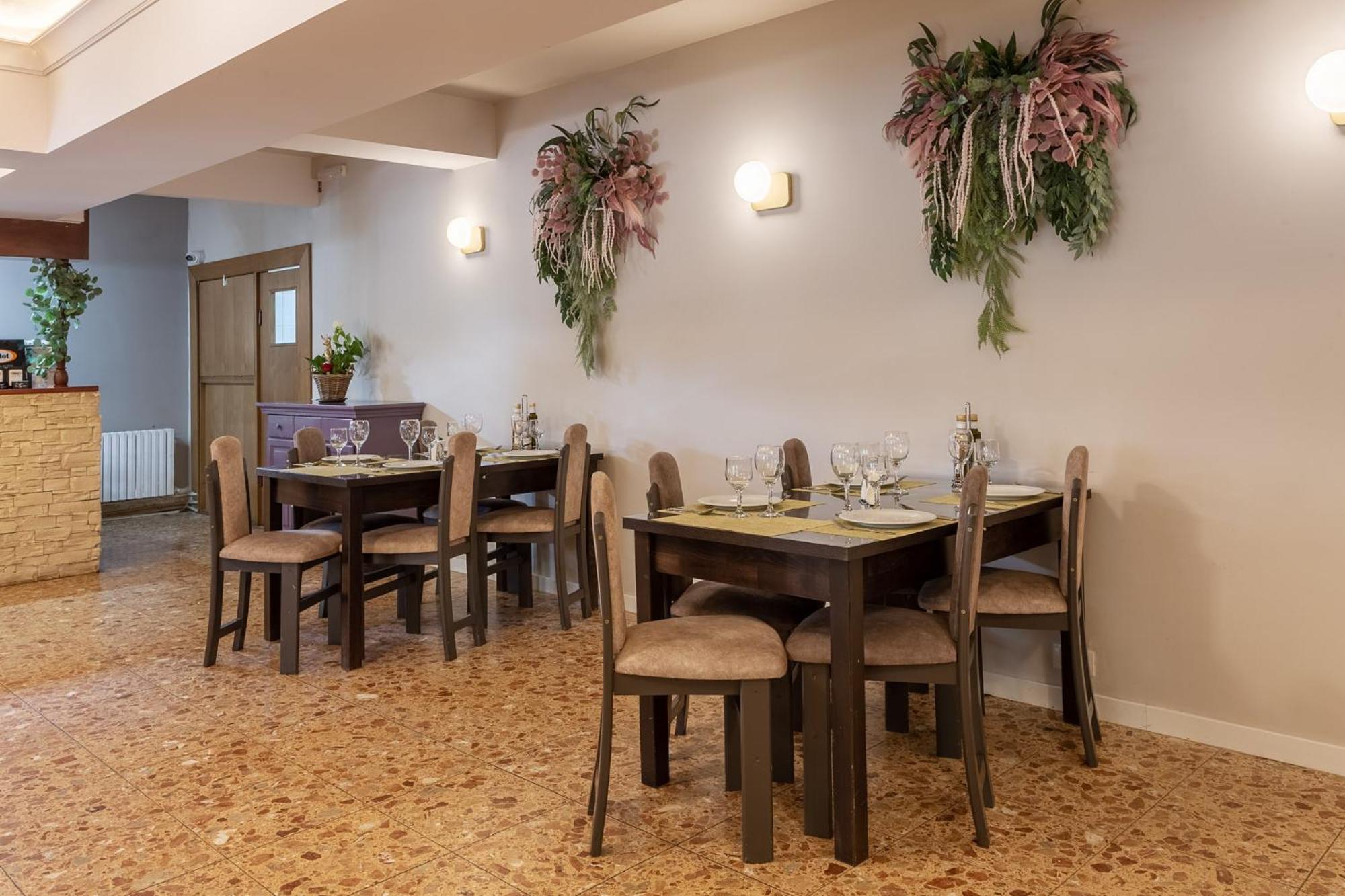 Hotel Hera Предял Экстерьер фото