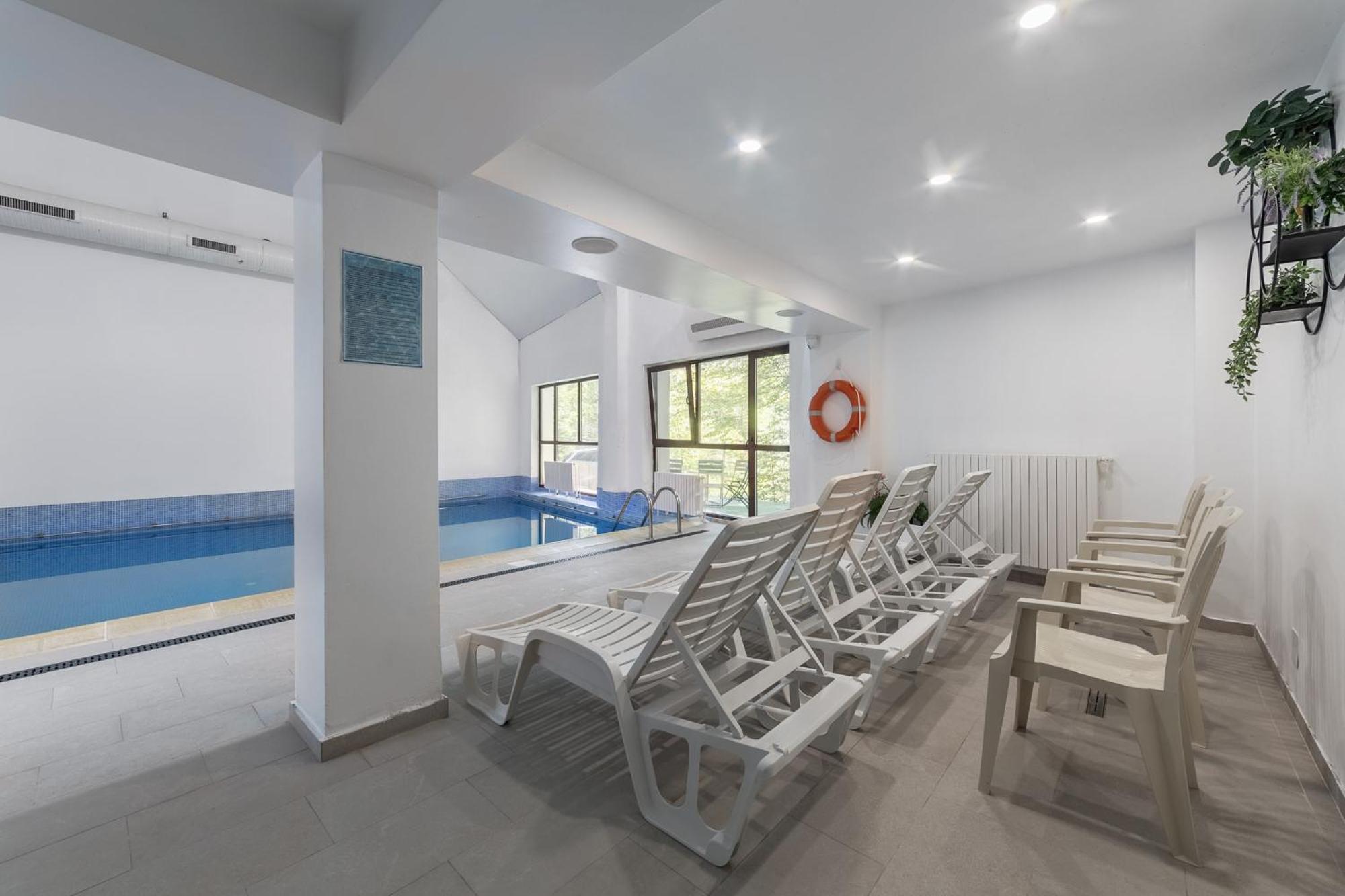 Hotel Hera Предял Экстерьер фото