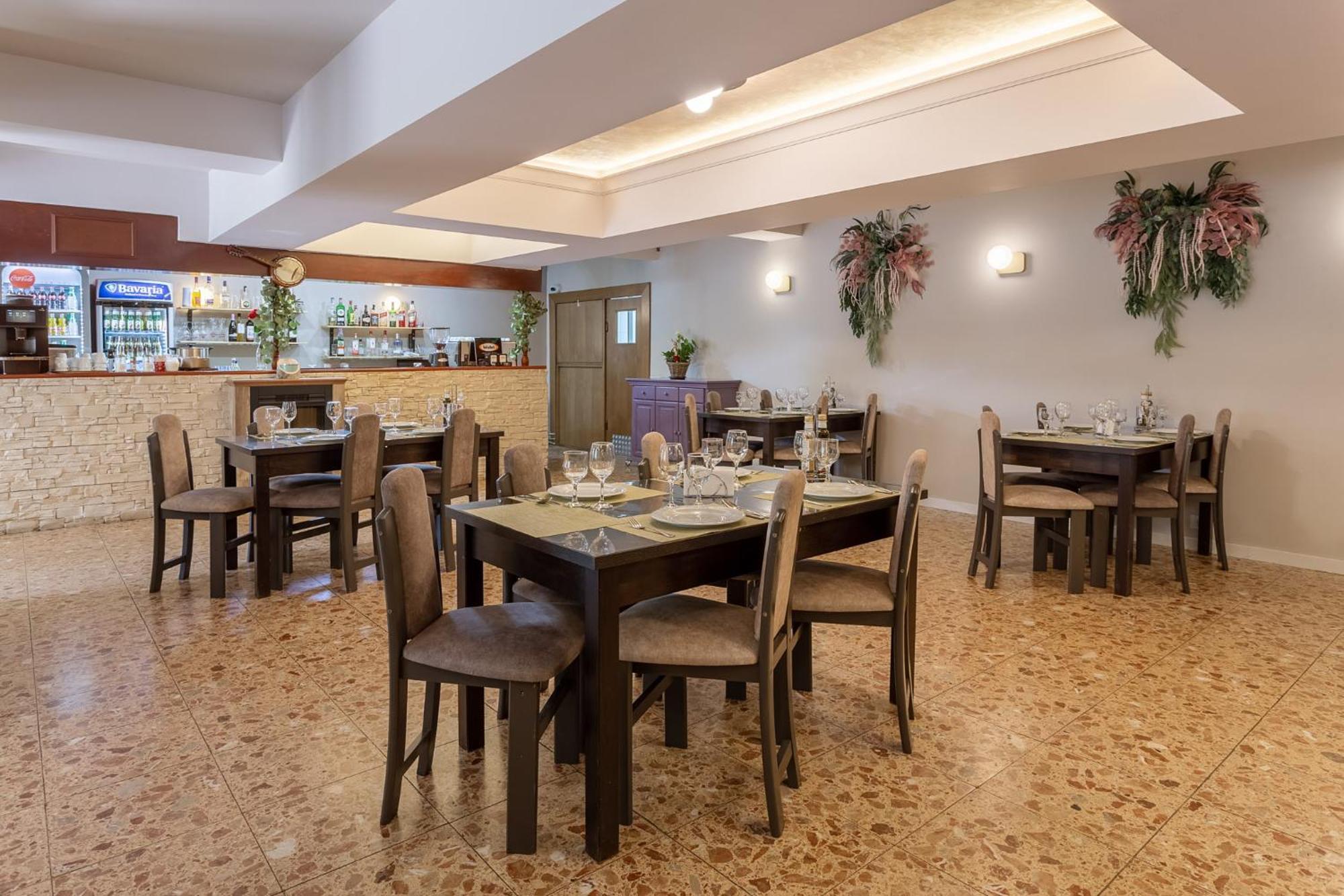 Hotel Hera Предял Экстерьер фото