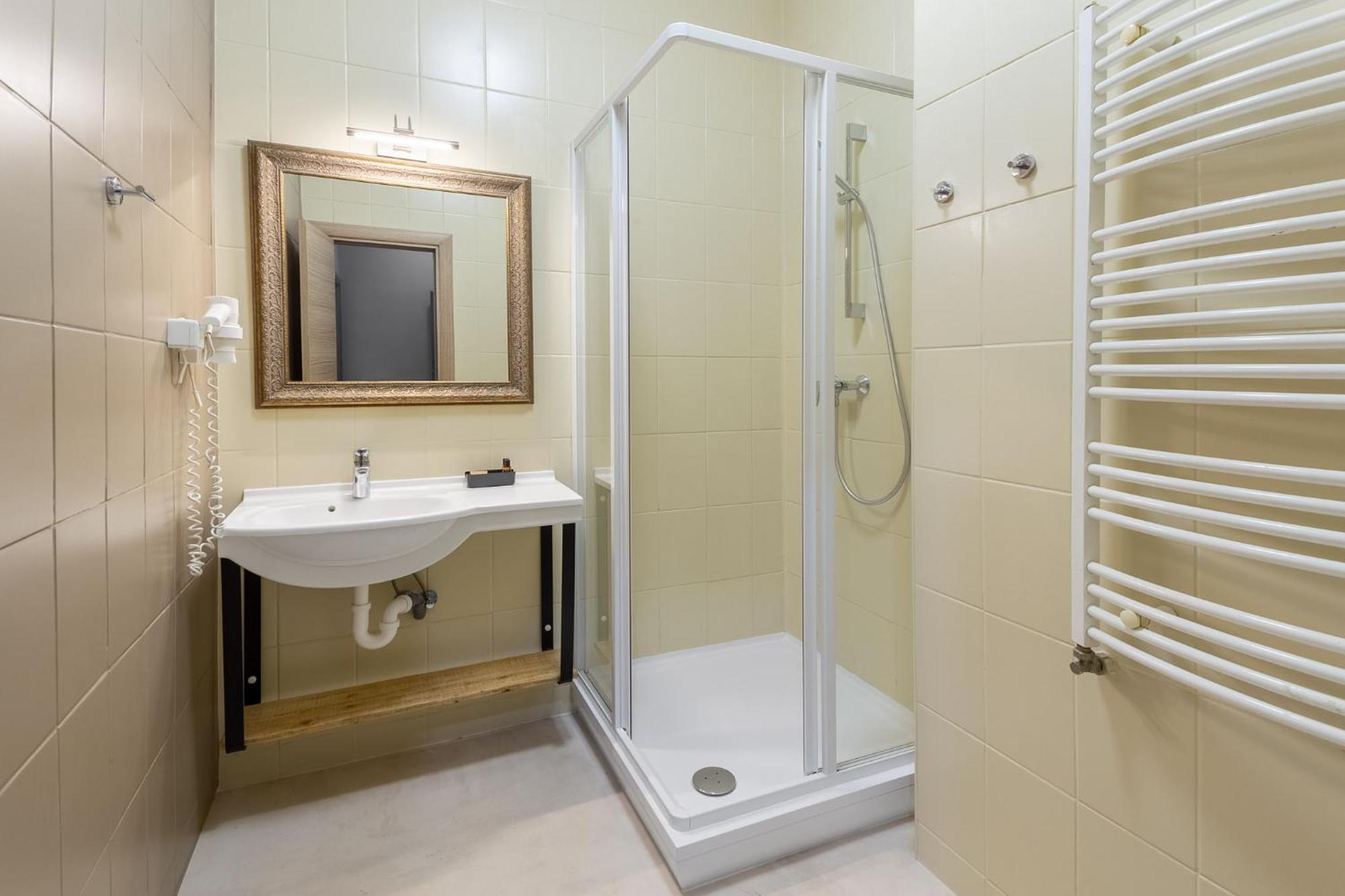 Hotel Hera Предял Экстерьер фото